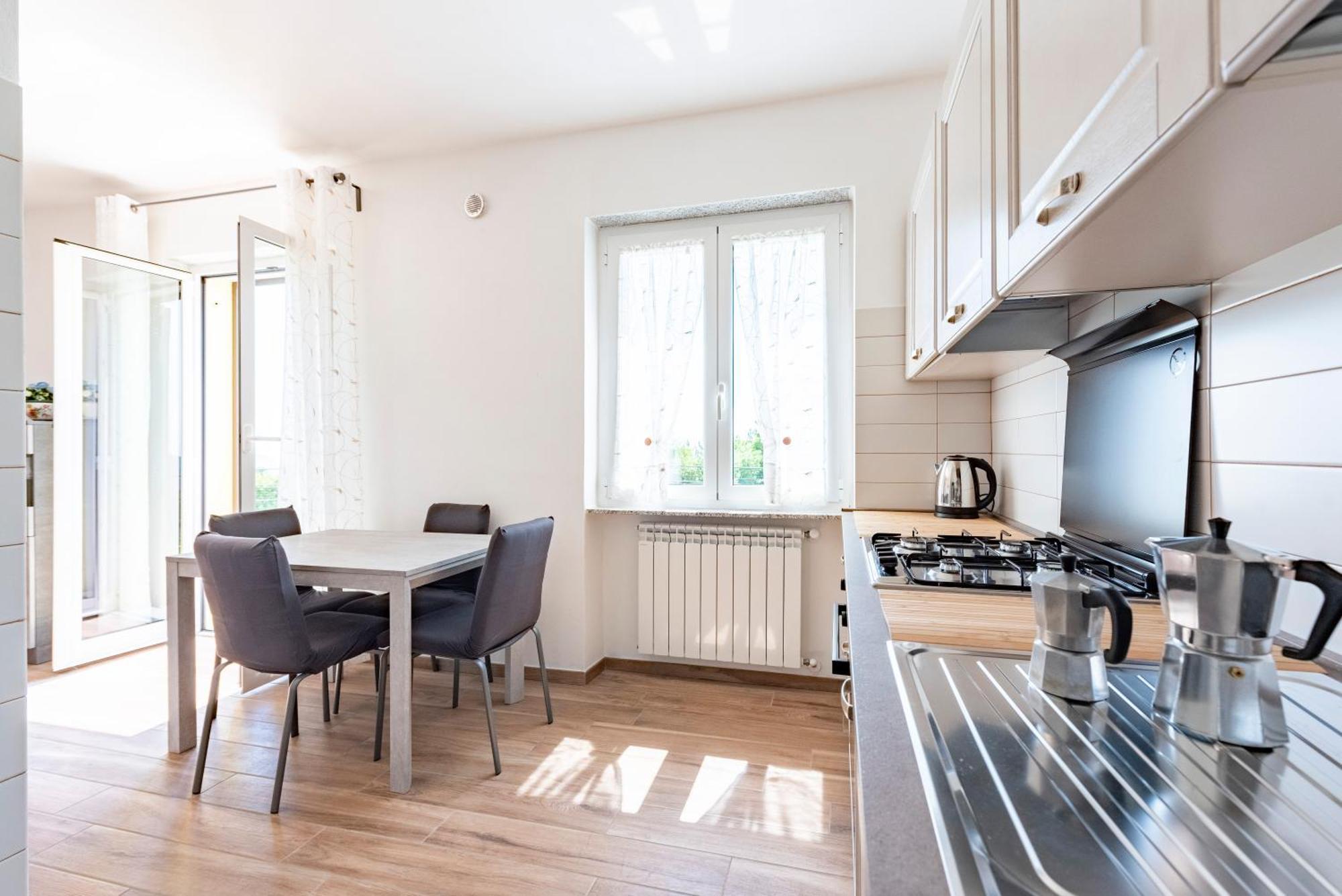 Joivy Villa Guanna - Charming Flat With Garden Bracco Exterior photo